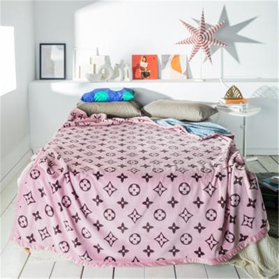 China New products china hot modern cheap flannel blanket fashion popular flannel blanket for sale