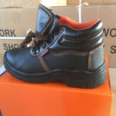 China Low Price Safety Rubber Bottom Boots Safety Shoes Low Price Protective Toe Caps Anti-smash Steel Work Shoes for sale