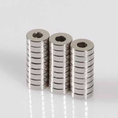 China Industrial Magnet High Performance Mini Round Neodymium /neodimium Disc Strong Magnet for sale