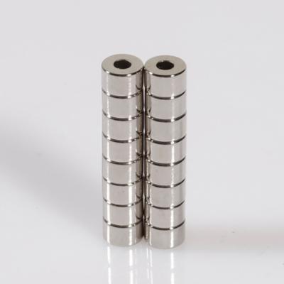 China Industrial Magnet Neodymium N52 Magnets N35 N38 N40 N42 N48 N52 Strong Permanent Neodymium Magnet Cylinder Around Ring Ndfeb Magnets for sale