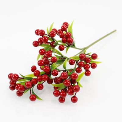 China Beautiful Simulation Berries Colorful Red Artificial Christmas Decorations Home Decoration Simulation Plants for sale