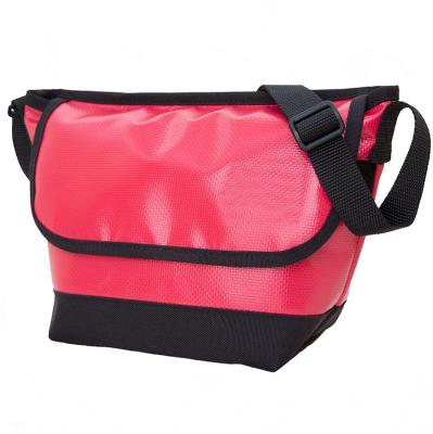 China 2022 Wholesale Sling Bag Women Tarpaulin Men's Messenger Bags Messenger Bag For Men Waterproof for sale