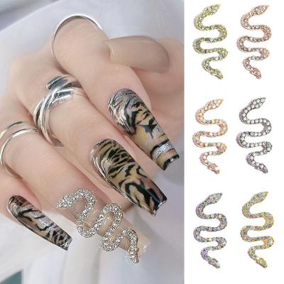 China Mixed Japanese Nail Chain Nail Art Rose Gold And New Style Full Diamond 3D Nail Art Diamond Snake Silver Nail Sticker Decoration for sale