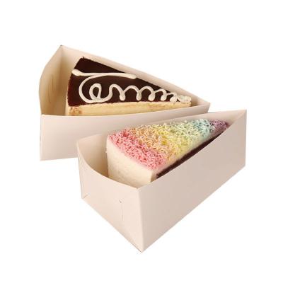 China Disposable Mousse Cake Bottom Thickened Cake Box Durian Melaleuca Triangular Cut Box for sale