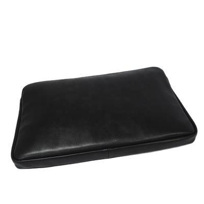 China Trendy Custom Luxury Portable Wallet Purse Business Fashion Genuine Leather Clutch Bag For Men for sale