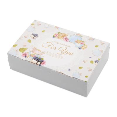 China Recyclable Custom Logo Printed Food Grade White Cardboard Paper Pastry Cake Box With Lid For Cookies Candy for sale