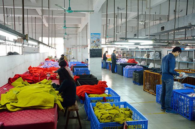 Verified China supplier - Zhongshan City Le Shang Its Clothing Co., Ltd.