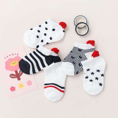 China 5Pairs/lot 0-2Y Breathable Cute Short Red Heart Lovely For Girls Cotton Mesh Ruffle Cute Newborn Boy Infant Toddler White Sock for sale