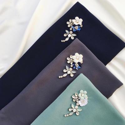 China Fashion And Comfortable Fashion Handwork Beading Muslim Gauze Neckerchief Scarf for sale