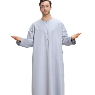 China Polyester fiber wholesale men muslim thobe men cheap price dubai thobe men clothing for sale