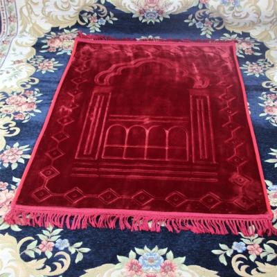 China Wrinkle-Resistant Muslim Polyester Velvet Personalized Prayer Rug for sale