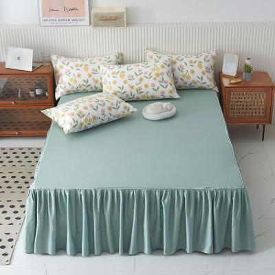 China Home Textile 100% Eco-friendly Natural Cotton Ruffle Edge Bedspread Bedspread King Bed Skirt Romantic for sale