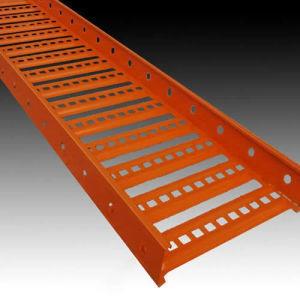 China 25 mm 300 mm Side Rail Height Powder Coated Ladder Cable Tray voor commerciële gebouwen Te koop