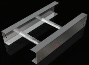 China Hot DIP Galvanized Straight Ladder Cable Tray in 200x500mm Größe für eine effektive Routing zu verkaufen