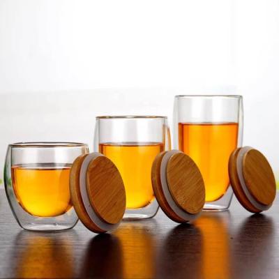 China Large Capacity Cup Borosilicate Double Wall Sustainable Glass Coffee Mug Glass Cup With Bamboo Lid for sale