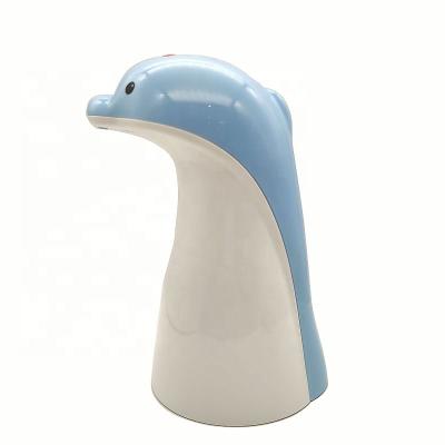 China Newest Automatic Foaming Soap Dispenser Battery Operated Dolphin Shape Touchless Automatic Foaming Soap Dispenser for sale