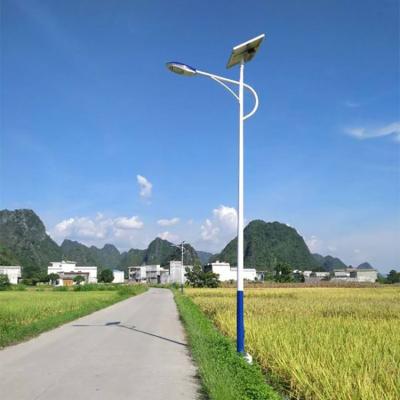 China Chinese factory available remote control 4m 6m 8m 10m built in lithium battery solar street lights for sale