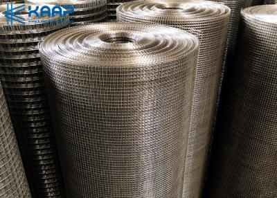 China Diámetro fuerte cubierto Pvc galvanizado eléctrico de la adherencia 0.3mm-4m m del rollo de la malla de alambre en venta