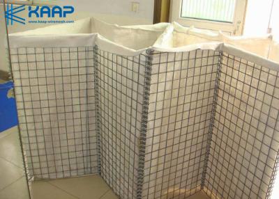 China Hot Dipped Wire Mesh Rock Retaining Wall , Decorative Gabion Baskets Defensive Container Barrier for sale