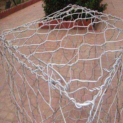 Китай Сплетенные корзины Gabion ячеистой сети 2.7mm шестиугольные продается