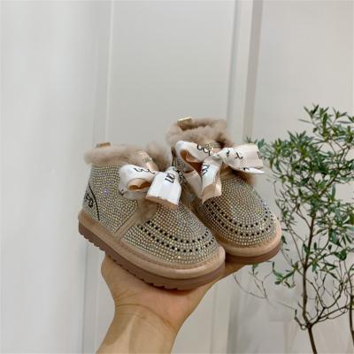 China 2021 Usb Winter News Fashion Toddler Non-slip Baby Shoes Girls Princess Rhinestone Boots Warm Plush Cotton Kids Shoes for sale