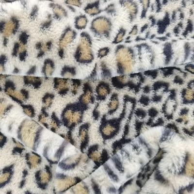 China Custom Soft Warp Knitted Fabric Shrink-Resistant Polyester Tiger Print Leopard Print Rabbit Fur Fabric for sale