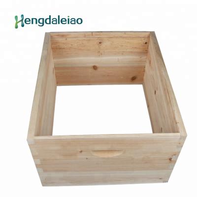 China Chinese Bee Hive Accessary Fir or New Zealand Pine Langstroth Hive Body Customizable Wooden Box for sale