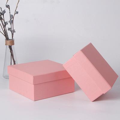 China Custom Espoke OEM Logo Gift Box Cosmetic Spray Bottle Recyclable Set Packaging Box for sale