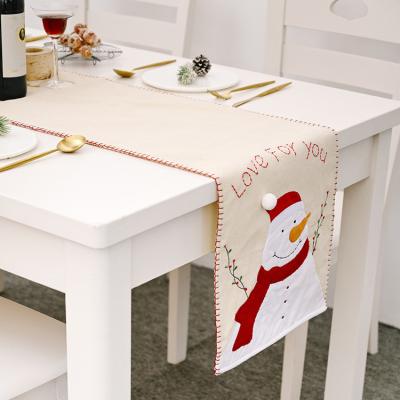 China Creative New Style American Christmas Decoration Supplies Snowman Embroidery Table Flag Restaurant Layout Linen Table Cloth Dining Mat for sale