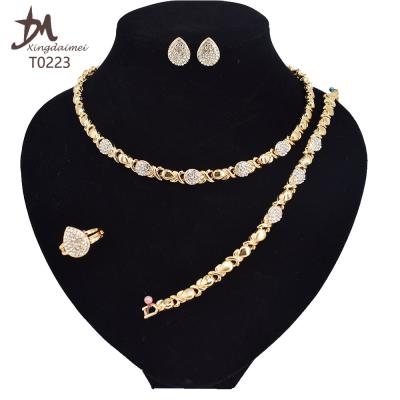 China Hot Sale 18K Gold Water Drop Diamond Jewelry Set Jewelry Set T0223 High Quality New Design for sale