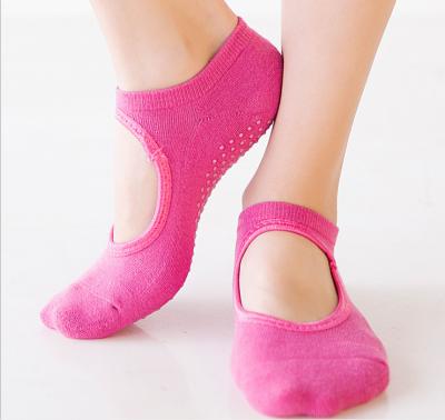 China Custom Wholesale Sport Trampoline Socks Grip Socks Women Breathable Non Slip Anti Slip Trampoline Jump Grip Sock for sale