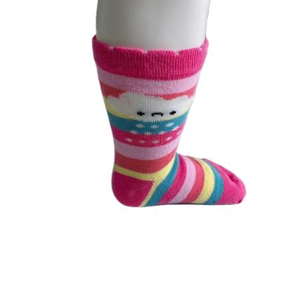 China Manufacturer Breathable Wholesale Hot Sale Rainbow Pattern Kid Socks Cotton Socks Custom Made for sale