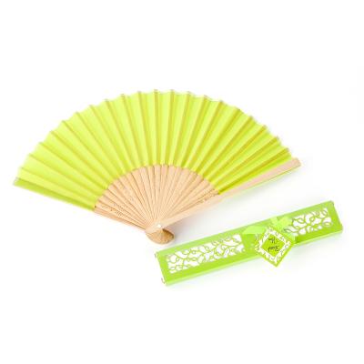 China Europe High Quality Muti Color Wooden Fan Personalized Folding Hand Fan With Gift Organza Bag for sale