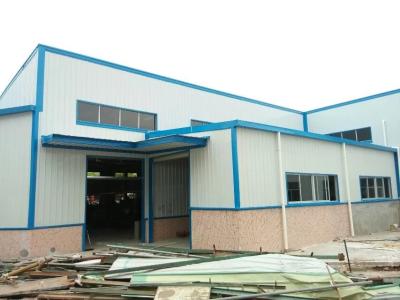 China Edificios fabricados acero ligero, galvanizando edificios de acero pre manufacturados en venta