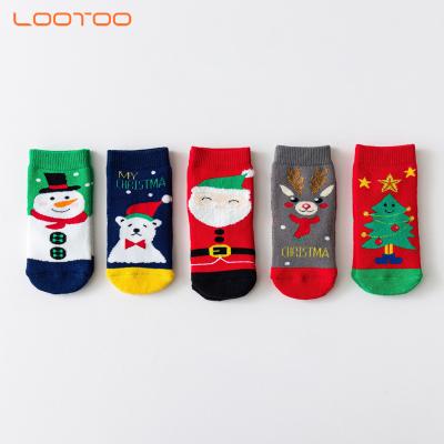 China QUICK DRY Ready To Ship 5 Sets Cotton Nurse Baby Warm Xmas Socks Cartoon Fuzzy Winter Christmas Gift For Kids Children Unisex for sale