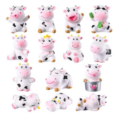 China People Art Birthday Gifts Terrarium Collection Open Miniature Fairy Garden Cow Farm Figure Cow Cake Topper for sale