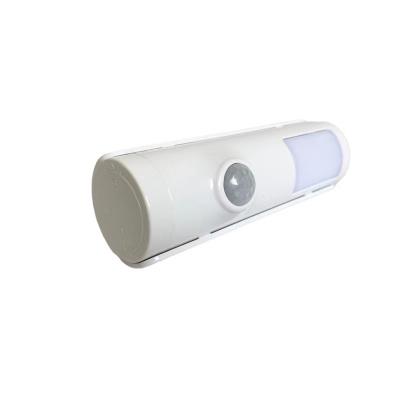 China Eco-friendly 4000K Battery Round DC White Is Used In Bedroom Baby Bedside Sensor Lens Night Light for sale