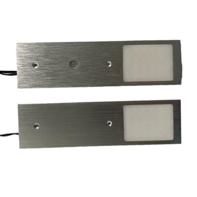 China Easy Installation DM 1805-2 Cabinet Light 1X2 Set Rectangular Ultra Thin Silver LED Cabinet Light With Controller for sale