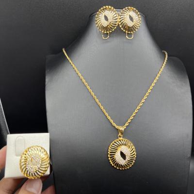 China FASHIONABLE HIGH QUALITY MATERIAL High Quality Material Dubai 14k Gold Alloy Jewelry Set Nigerian Wedding Jewelry Set Wedding Party for sale