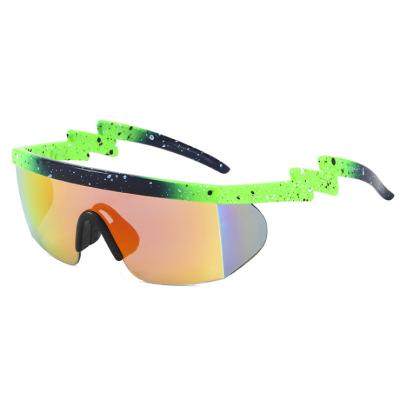 China 2022 Fashion Sunglasses High Quality Big Pit Oversized Ski Cycling Custom One Lens Logo Sports Sunglasses Men for sale