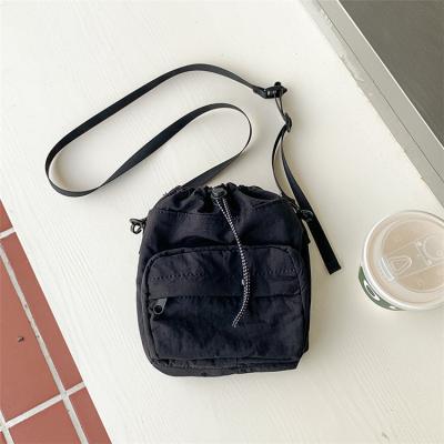 China PORTABLE Trendy Trendy Fashionable Insist Shoulder Bag Drawstring Mobile Phone Casual Cross New Small - Small Body Bag Nylon for sale