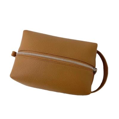 China Fashion Highest Quality Wash Genuine Leather Bag Real Make Up Pouch Bag Toiletry Travel Cosmetic Bag for sale