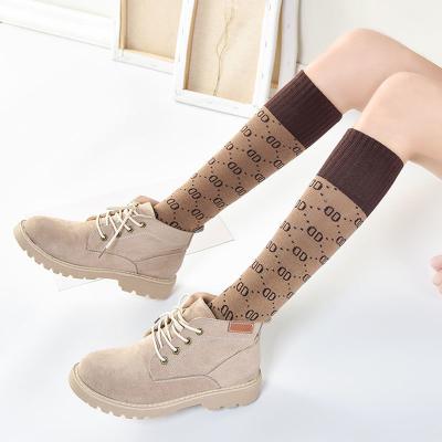 China New Fashion QUICK DRY Japanese Women Letter High Style Retro Women's New Fashion Cotton Knee Socks Calf Sock Street Sports Harajuku Socks for sale