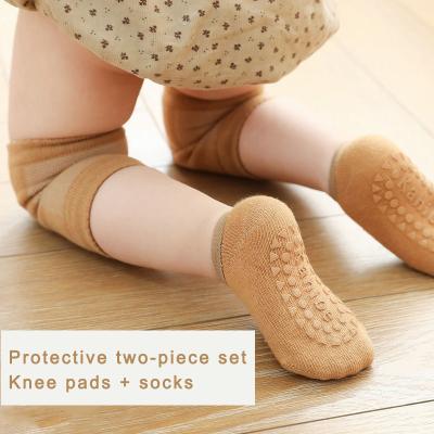 China Cartoon Mesh Socks Baby Garter Knee Breathable Non-slip QUICK DRY Kids Cotton Pads Two Piece Set for sale