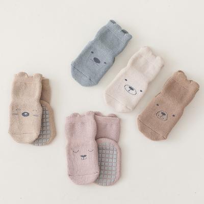 China Panda Rabbit Rubber Sole Thickening QUICK DRY cotton baby kid distributing shoes thongs special style socks for sale