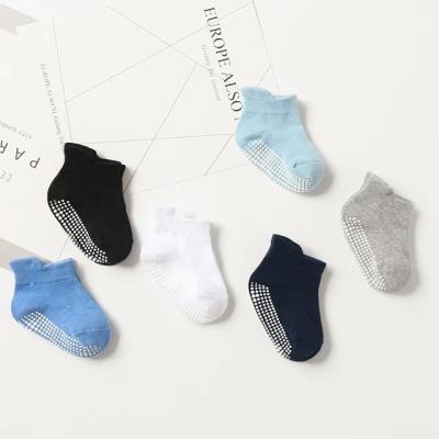 China QUICK DRY new arrival custom made kids jars kids cotton soft various colors non-slip short socks baby for sale