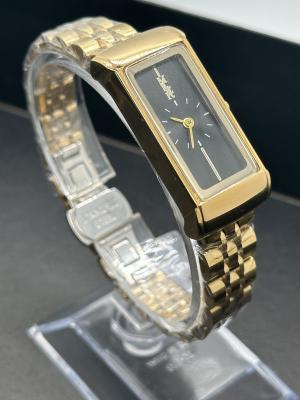 Chine Montres de poignet en acier inoxydable en quartz Hommes résistantes à l' eau Montres de poignet de luxe à vendre