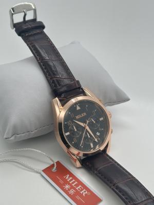 China Durable Quartz Light Watch Stylish Women's Leather Wrist Watch for sale