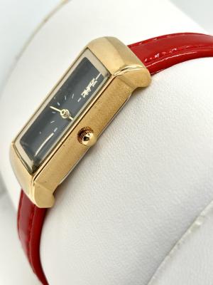 China Luxury Leather Strap Ladies Waterproof Wrist Watch Quartz Watch With Engraving Option for sale