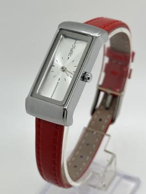 China Engraved Red Leather Ladies Watch Quartz Watch For Classic And Modern Style for sale